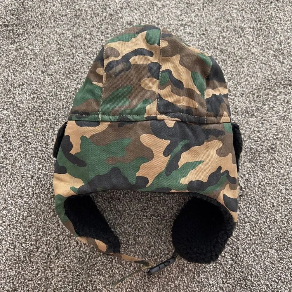 NWT boys camo trapper hat
